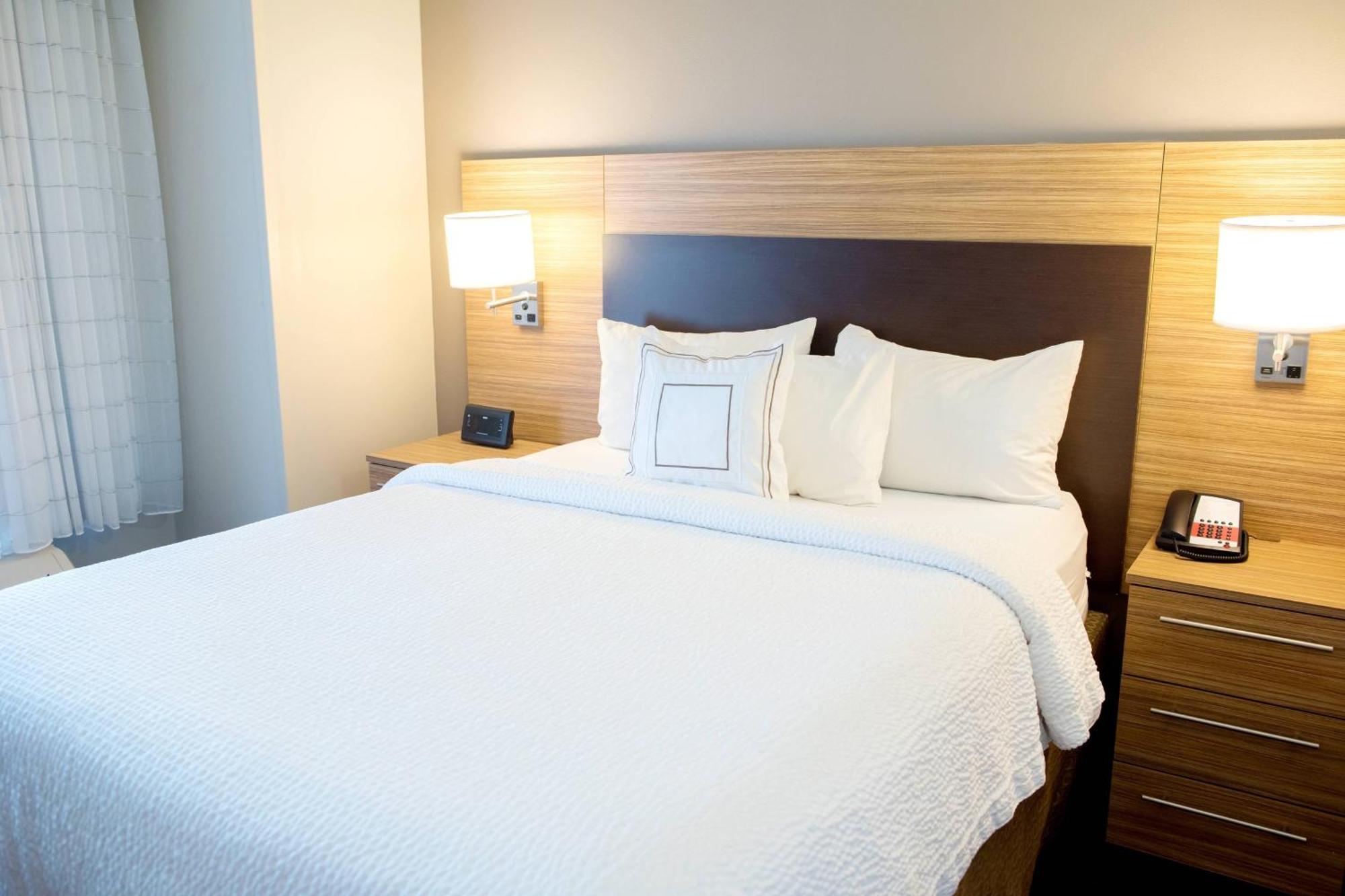 Towneplace Suites By Marriott Ames Zewnętrze zdjęcie