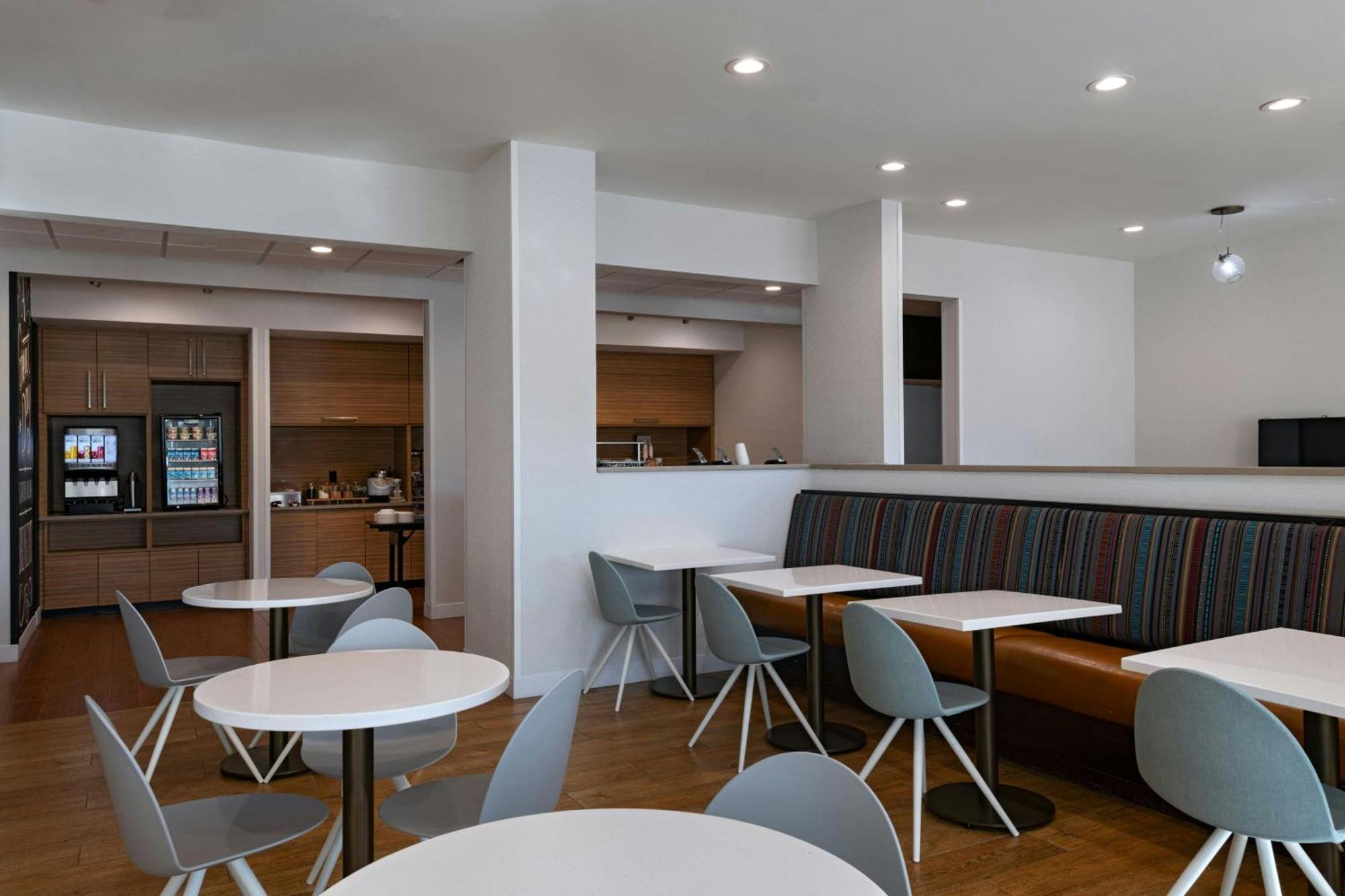 Towneplace Suites By Marriott Ames Zewnętrze zdjęcie