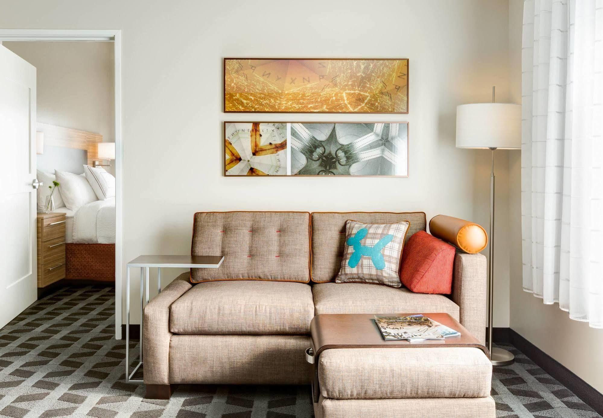 Towneplace Suites By Marriott Ames Zewnętrze zdjęcie